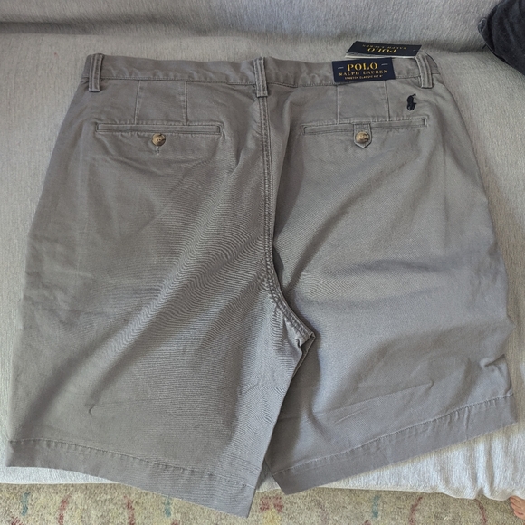 Ralph Lauren Polo Stretch Classic Fit 9" Shorts - Picture 2 of 5